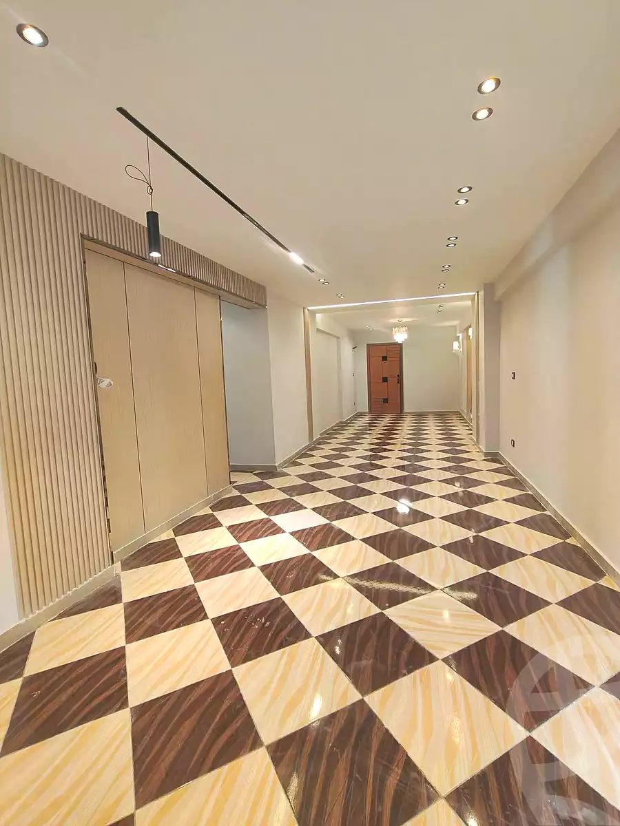 https://aqarmap.com.eg/ar/listing/6981903-for-sale-alexandria-sydy-bshr-sydy-bshr-bhry-shr-khld-bn-lwlyd