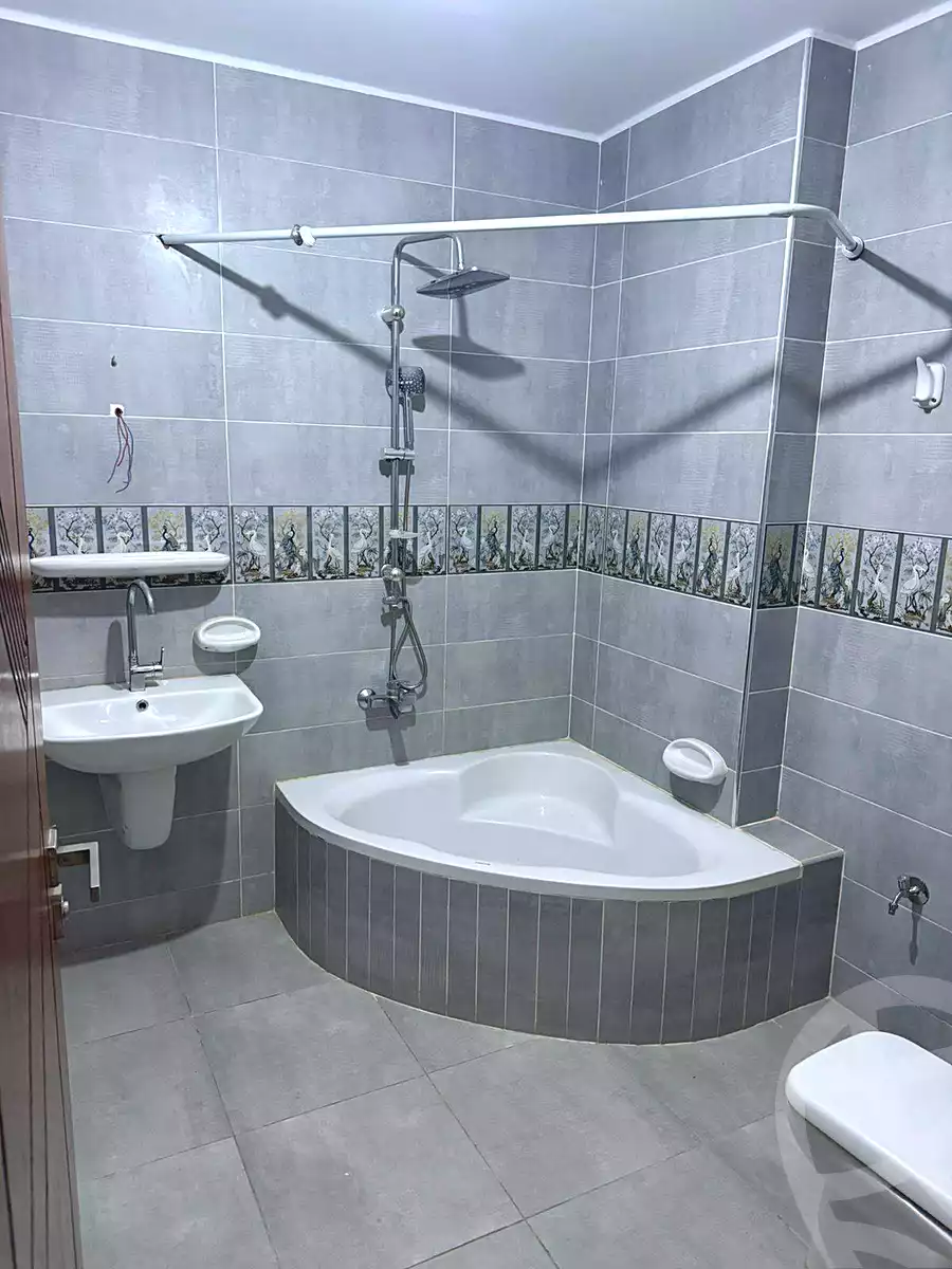 https://aqarmap.com.eg/ar/listing/6982171-for-rent-cairo-el-haram-shareaa-khatem-el-morsalen