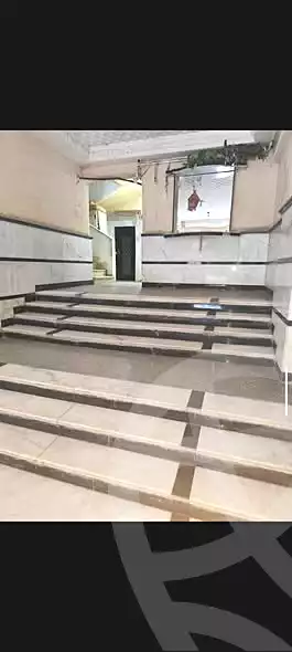 https://aqarmap.com.eg/en/listing/6982253-for-sale-alexandria-al-agamy-el-hanouvel-radwan-st