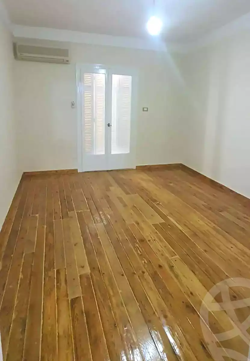 https://aqarmap.com.eg/ar/listing/6982437-for-rent-alexandria-miami-iskandar-ibrahim-st