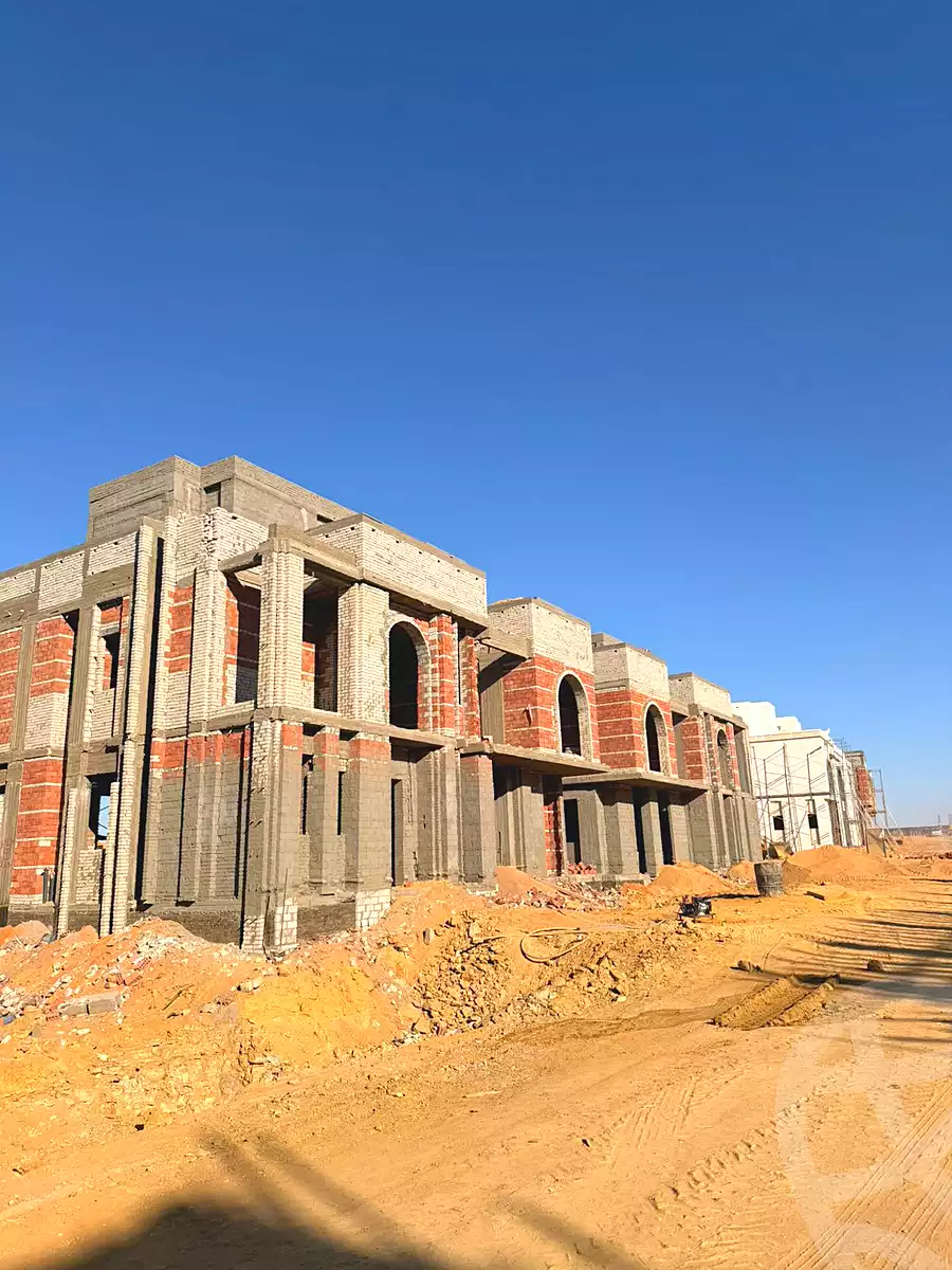 https://aqarmap.com.eg/en/listing/6971265-for-sale-cairo-new-cairo-compounds-zyd-yst