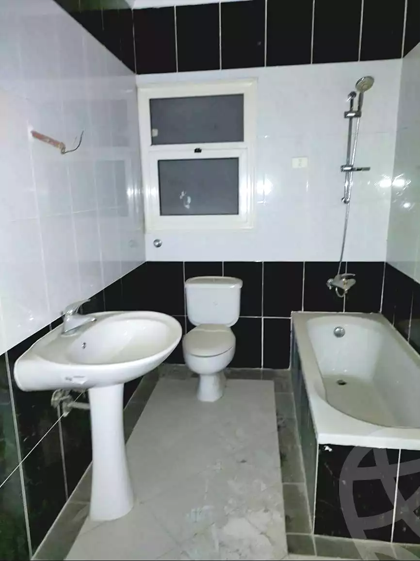 https://aqarmap.com.eg/ar/listing/6982630-for-sale-alexandria-smouha-albert-al-awal-st