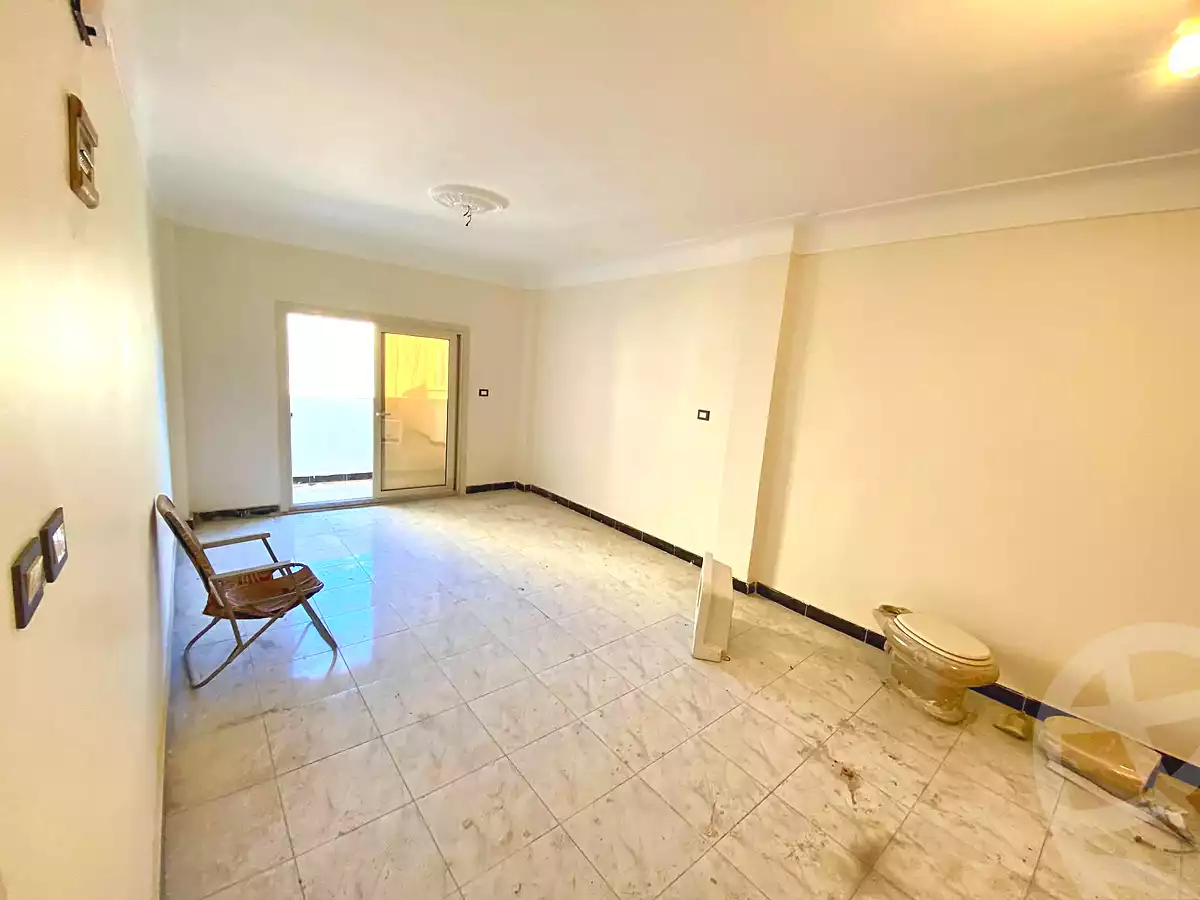https://aqarmap.com.eg/ar/listing/6982690-for-rent-alexandria-ganaklis