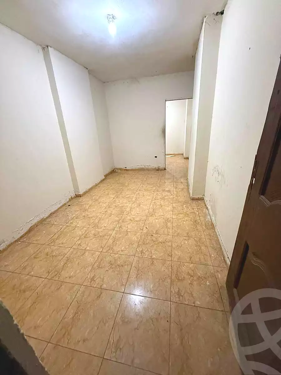 https://aqarmap.com.eg/en/listing/6982886-for-sale-alexandria-lsywf-el-falki
