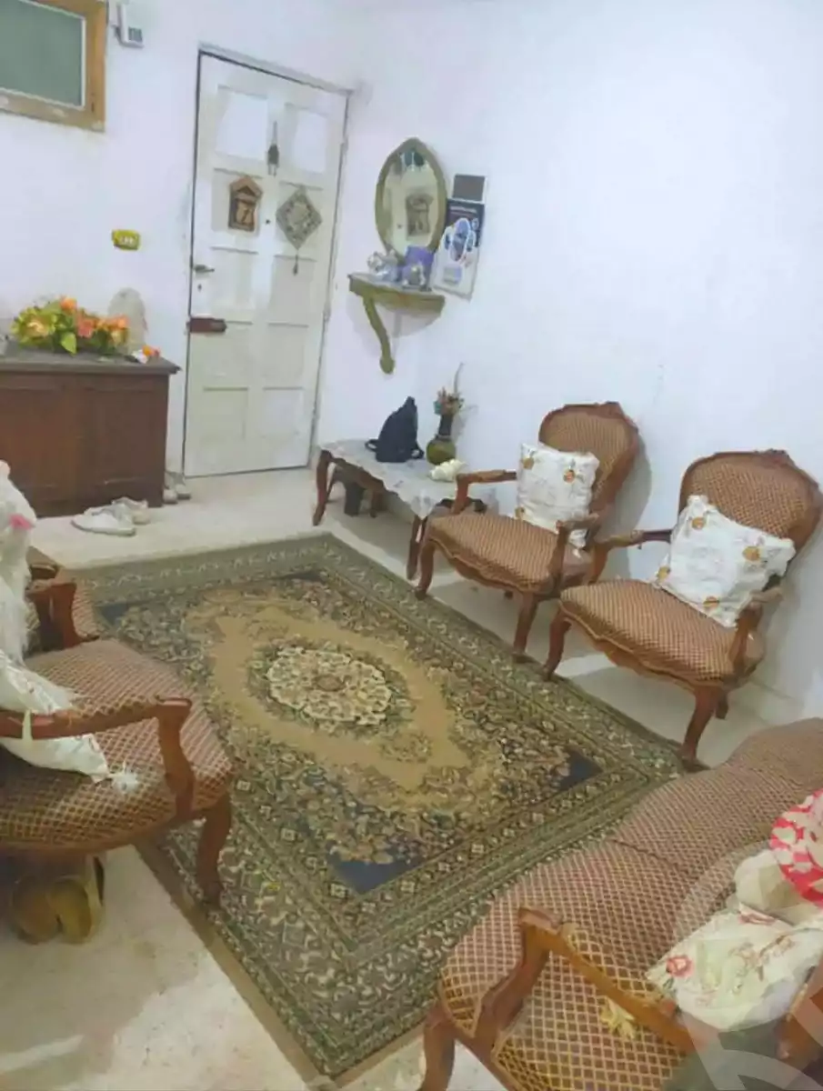 https://aqarmap.com.eg/ar/listing/6983104-for-sale-alexandria-al-agamy-bw-ywsf-hosni-mubarak-st