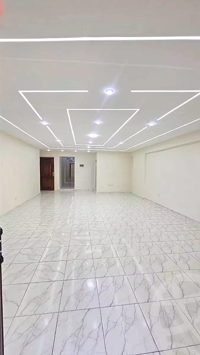 https://aqarmap.com.eg/ar/listing/6983235-for-sale-alexandria-sydy-bshr-sydy-bshr-bhry-shr-mhmwd-l-yswy