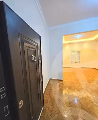 https://aqarmap.com.eg/ar/listing/6983449-for-rent-cairo-garden-city