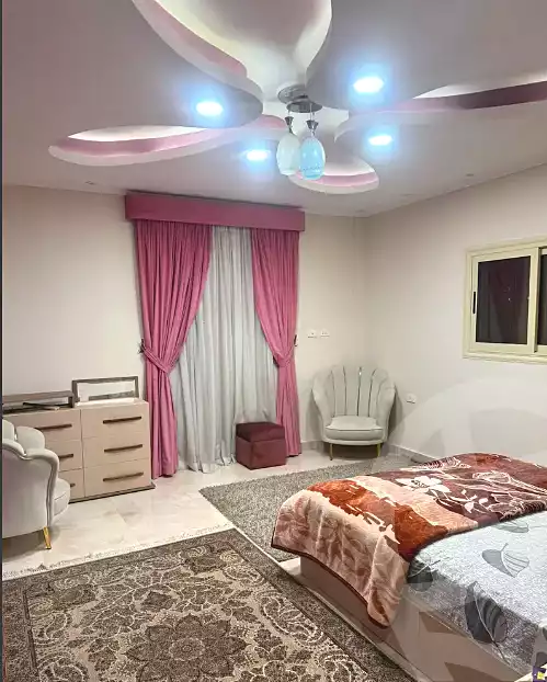 https://aqarmap.com.eg/ar/listing/6983473-for-sale-cairo-badr-city-hai-el-ashgar-featured-neighborhood