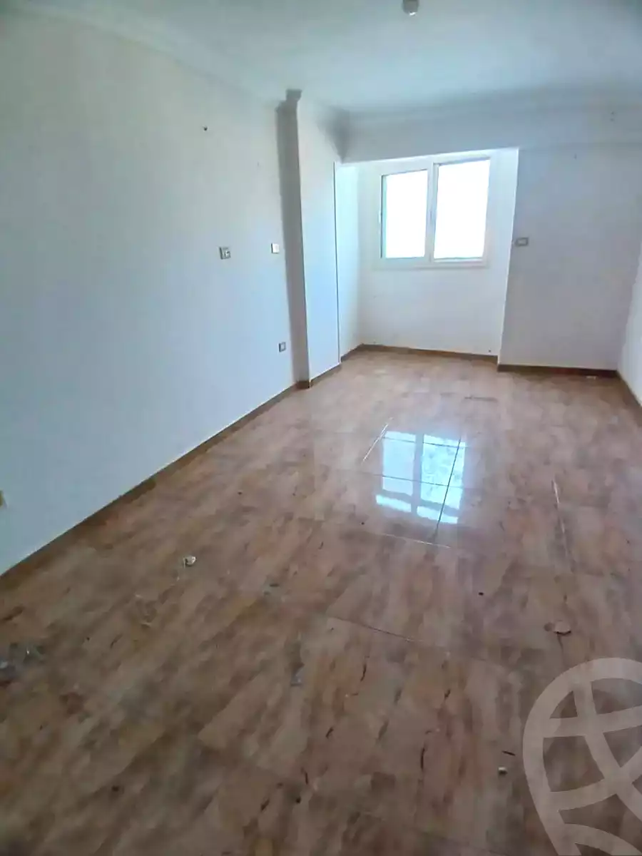https://aqarmap.com.eg/ar/listing/6983852-for-sale-alexandria-el-asafra-seyam-st