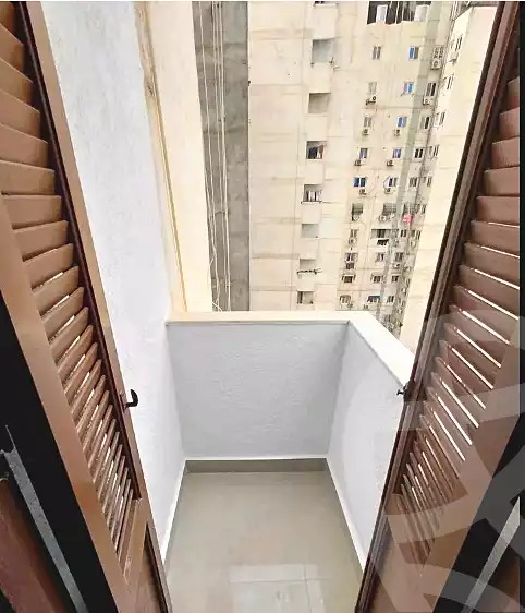 https://aqarmap.com.eg/ar/listing/6984105-for-sale-alexandria-sydy-bshr-sydy-bshr-bhry-street-15