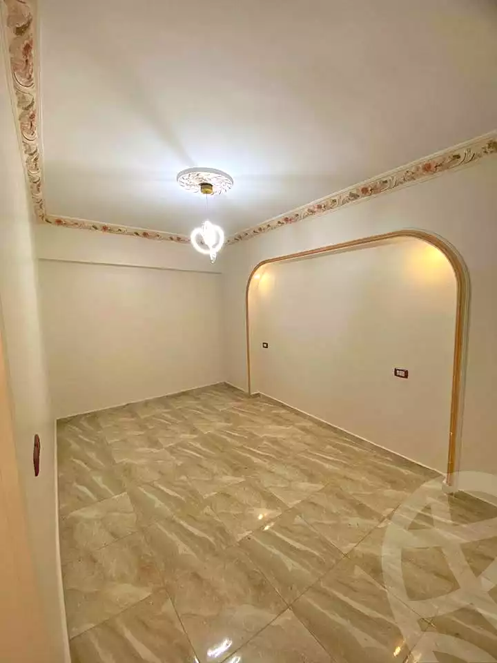 https://aqarmap.com.eg/ar/listing/6982220-for-sale-alexandria-el-asafra-shr-45