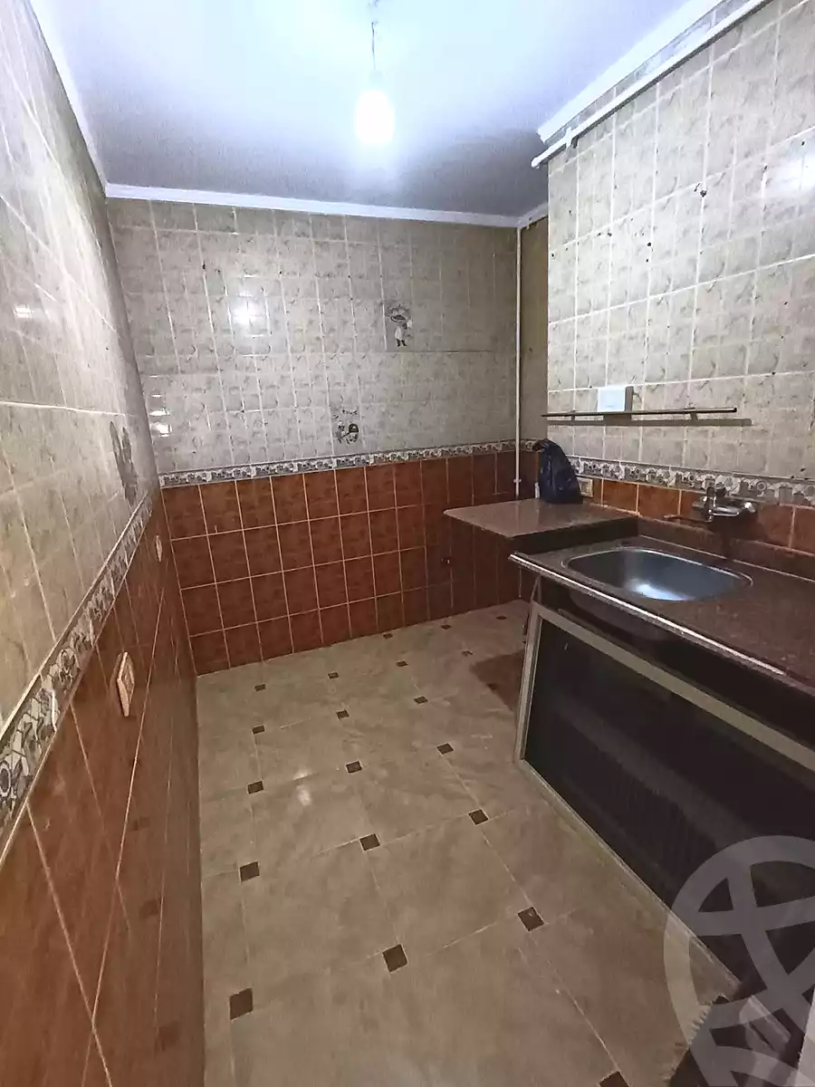 https://aqarmap.com.eg/en/listing/6984779-for-sale-alexandria-lsywf-el-falki