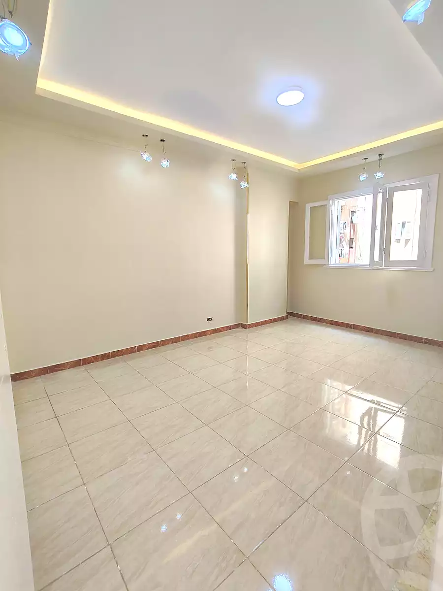 https://aqarmap.com.eg/ar/listing/6984823-for-sale-alexandria-sydy-bshr-sydy-bshr-bhry