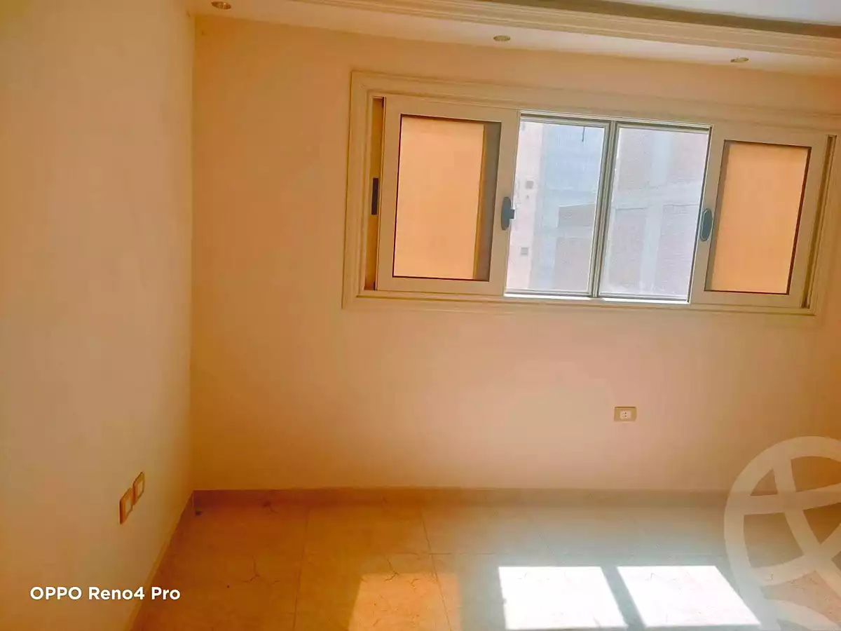 https://aqarmap.com.eg/ar/listing/6984830-for-rent-alexandria-sydy-bshr-sydy-bshr-bhry-shr-mhmd-njyb
