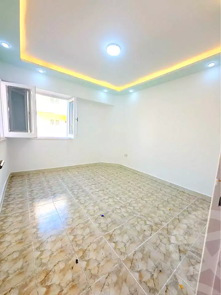 https://aqarmap.com.eg/ar/listing/6985290-for-sale-alexandria-al-agamy-shataa-el-nakheel