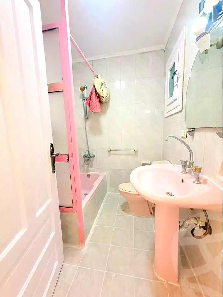 https://aqarmap.com.eg/ar/listing/6985290-for-sale-alexandria-al-agamy-shataa-el-nakheel