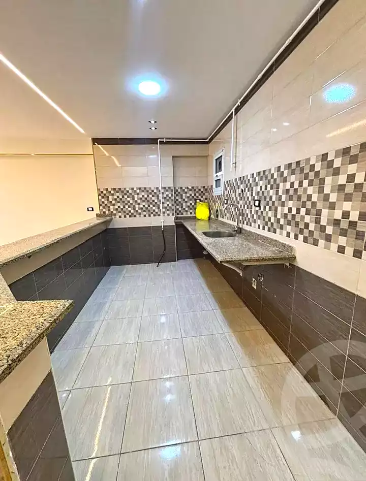 https://aqarmap.com.eg/ar/listing/6985539-for-sale-alexandria-sydy-bshr-sydy-bshr-bhry-khalil-hamada-st