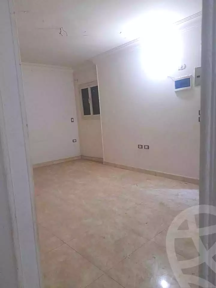 https://aqarmap.com.eg/ar/listing/6985727-for-sale-cairo-el-haram-el-maryotya-nazlet-el-seesy-st