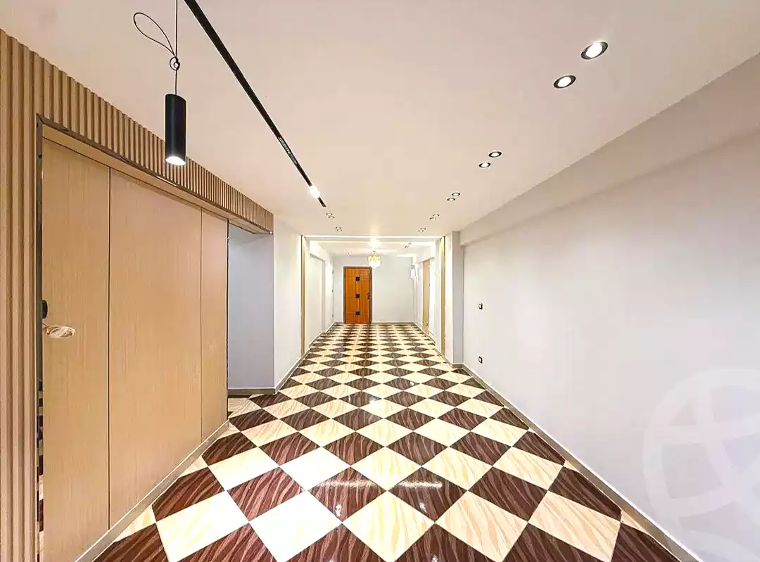 https://aqarmap.com.eg/ar/listing/6986043-for-sale-alexandria-sydy-bshr-sydy-bshr-qbly-khaled-ibn-el-walid-st