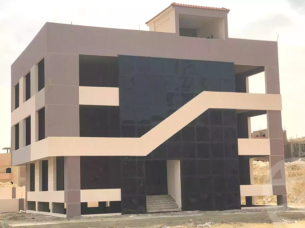 https://aqarmap.com.eg/ar/listing/6986667-for-sale-cairo-6th-of-october-el-wahatt-road