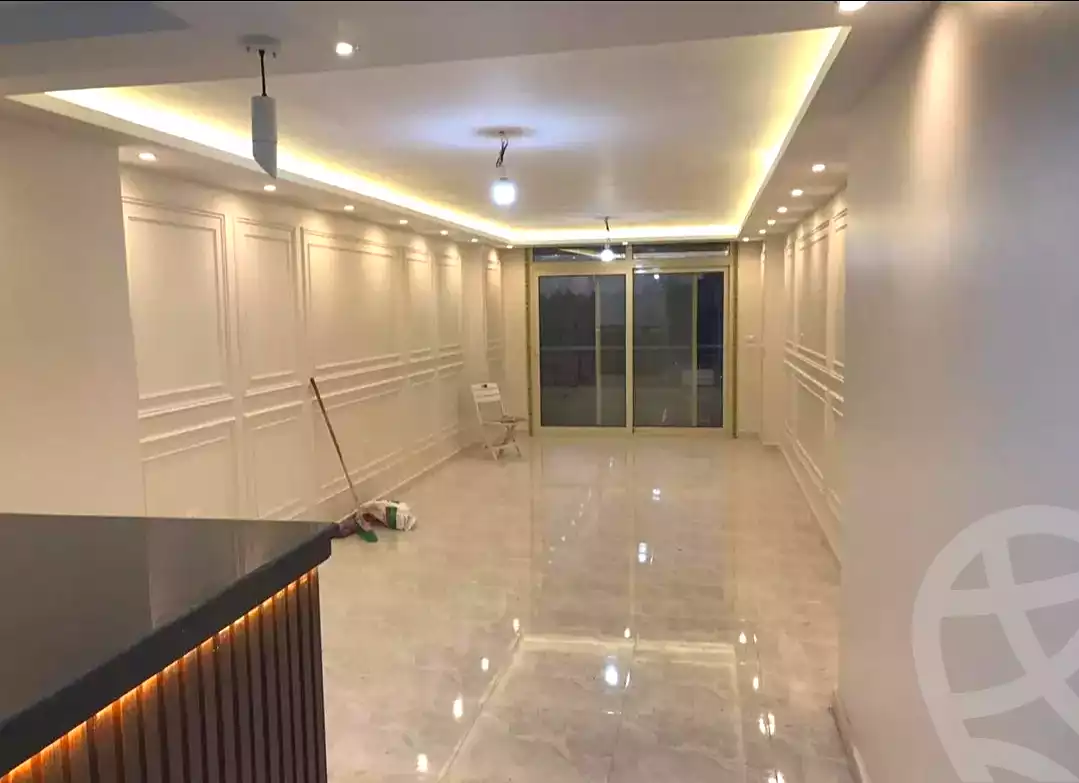 https://aqarmap.com.eg/en/listing/6987005-for-rent-alexandria-el-montazah-compounds-in-el-montazah-royal-plaza-compound-al-halawany