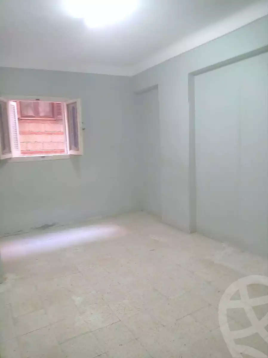 https://aqarmap.com.eg/ar/listing/6987083-for-sale-alexandria-el-montazah-el-montazah