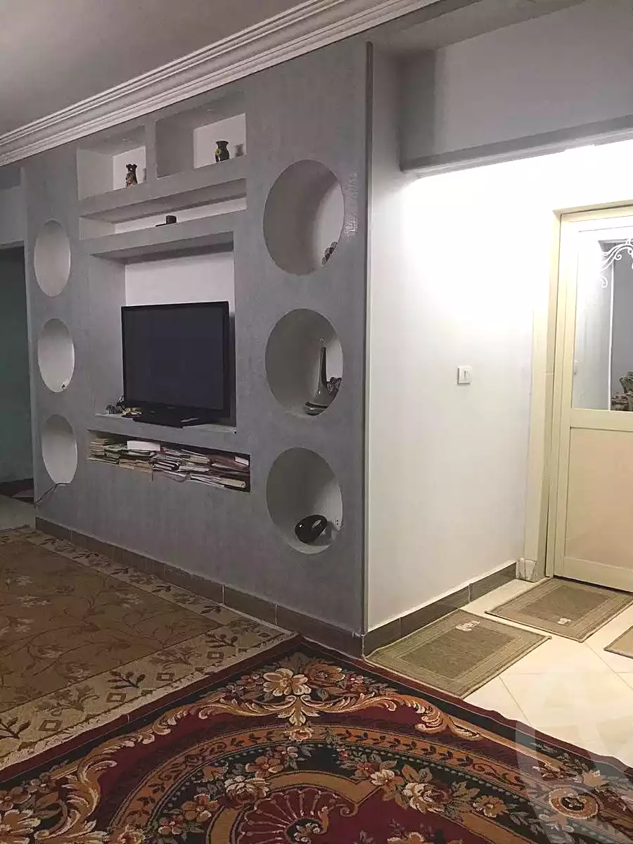 https://aqarmap.com.eg/en/listing/6987165-for-sale-cairo-el-haram-shareaa-khatem-el-morsalen
