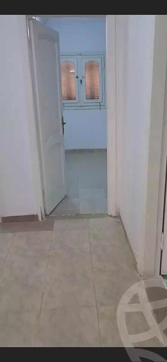 https://aqarmap.com.eg/ar/listing/6987180-for-sale-cairo-new-cairo-first-settlement-neighbourhood-7-el-shaheed-abdul-aziz-atef-st