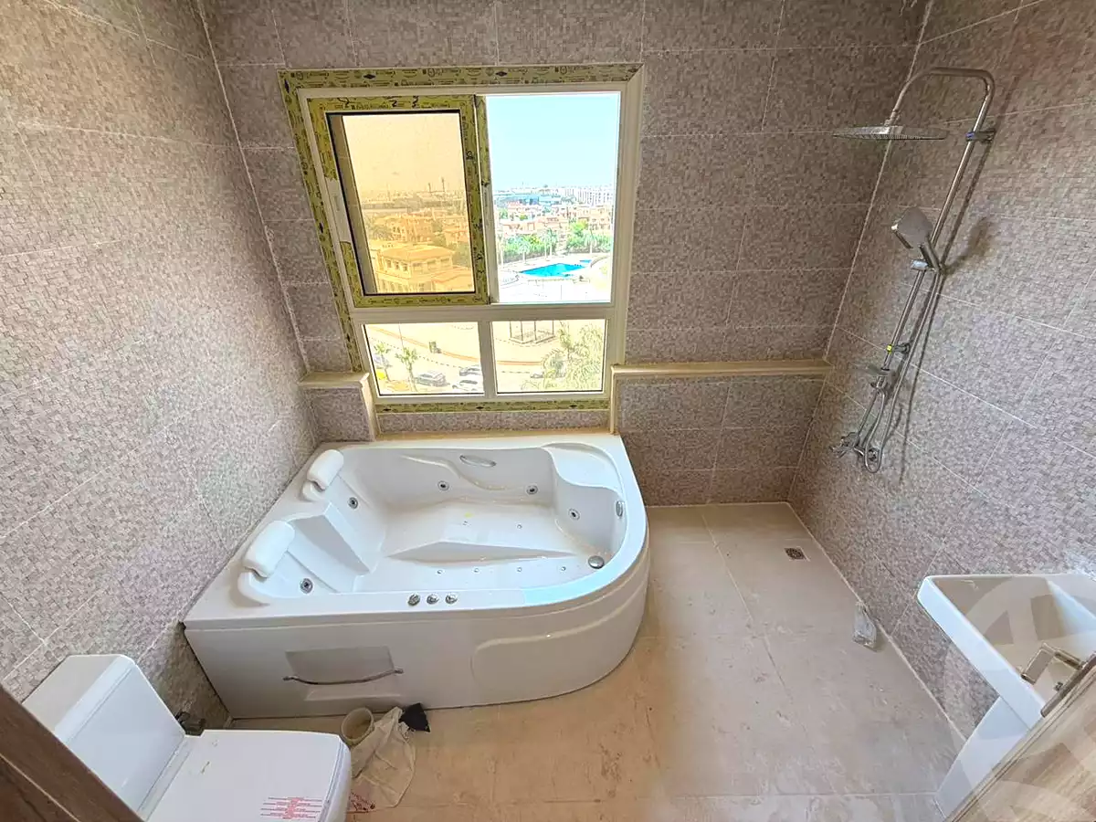 https://aqarmap.com.eg/en/listing/6987319-for-sale-cairo-new-cairo-lrhb-city-malls-and-markets
