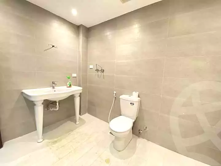 فيلا بـ٤ غرف نوم في Mena Garden City، صورة ٣ من ١٠