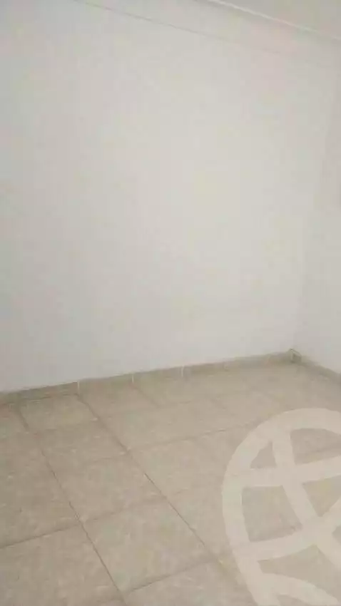 https://aqarmap.com.eg/ar/listing/6987784-for-sale-alexandria-al-agamy-el-hanouvel-al-asdakaa-st