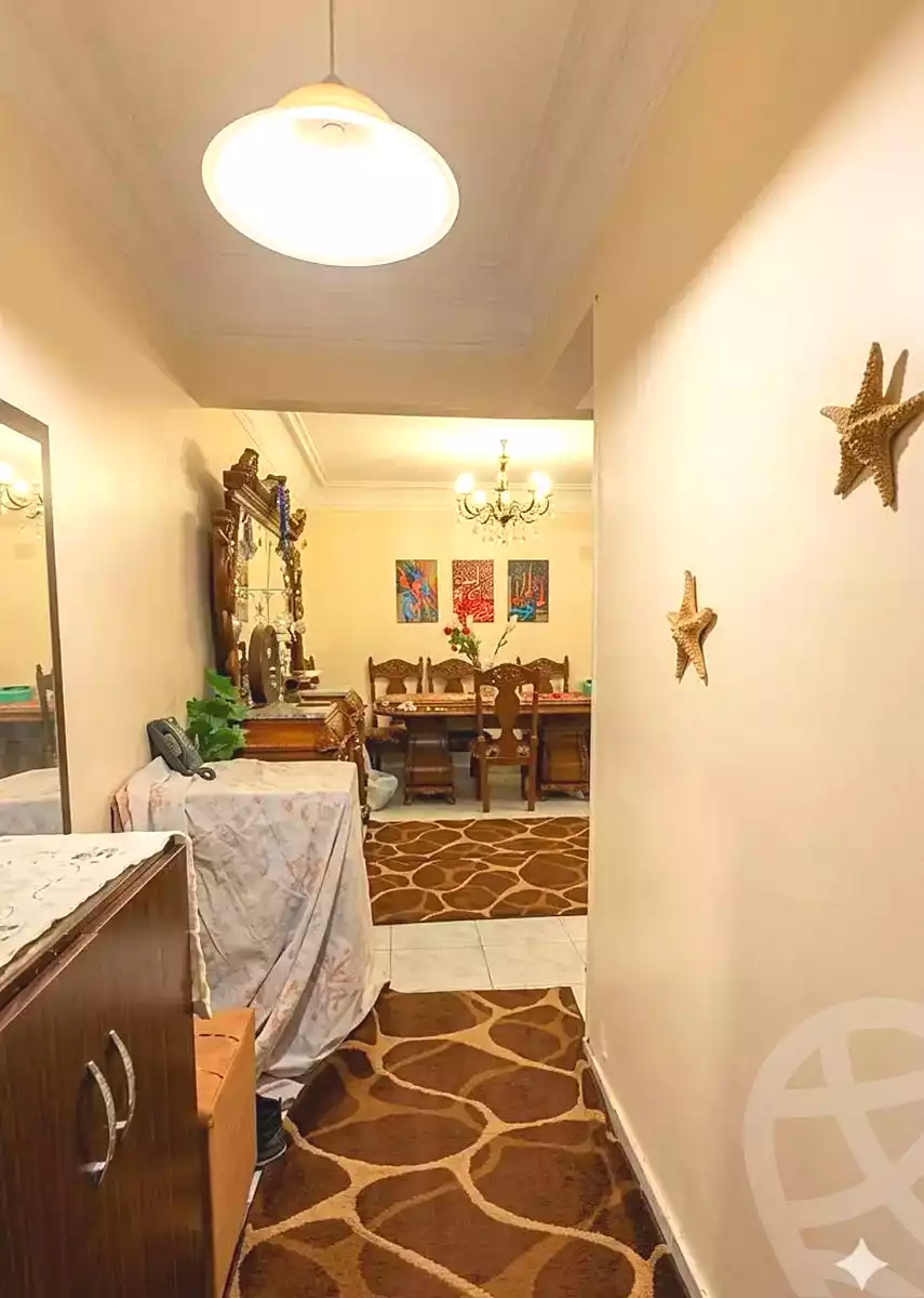 https://aqarmap.com.eg/en/listing/6987910-for-sale-cairo-el-haram-shareaa-khatem-el-morsalen