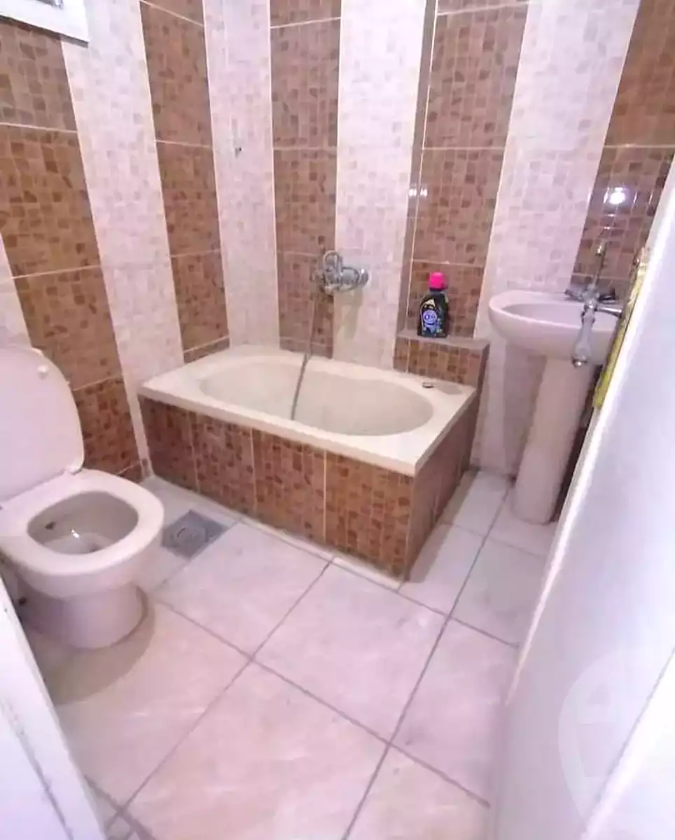 https://aqarmap.com.eg/ar/listing/6988440-for-rent-alexandria-el-asafra-l-sfr-bhry
