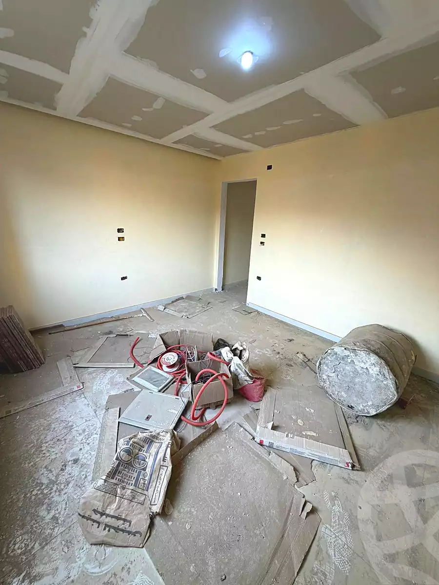 https://aqarmap.com.eg/en/listing/6988535-for-sale-cairo-el-haram-el-lebeny-soltan-khattab-st