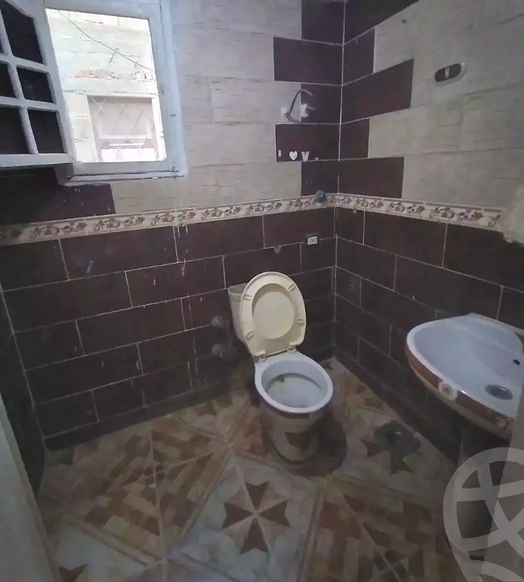 https://aqarmap.com.eg/ar/listing/6988566-for-sale-alexandria-lsywf-el-falki-street-16-el-eslah