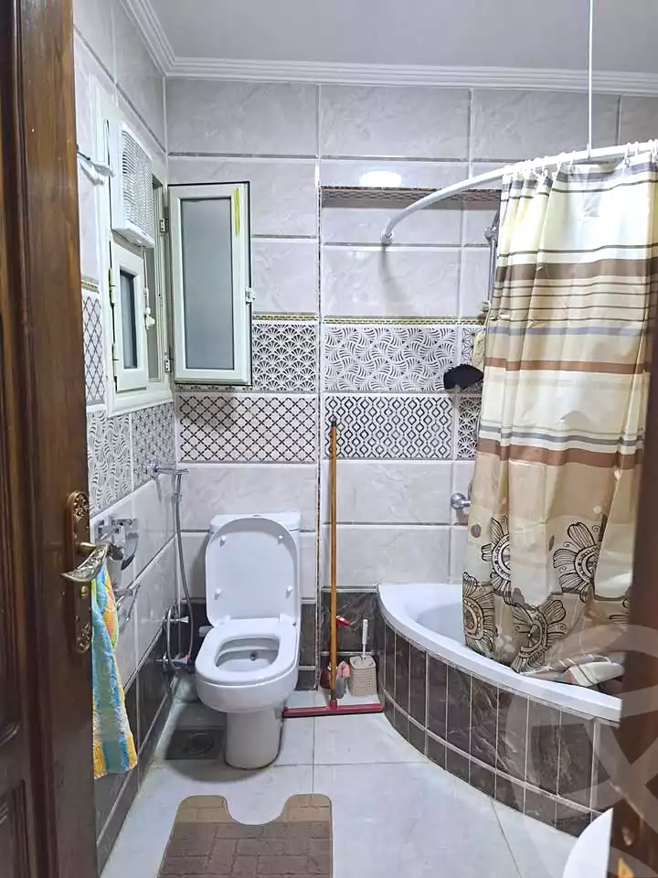https://aqarmap.com.eg/en/listing/6989309-for-sale-alexandria-new-miami-el-quds-school-st