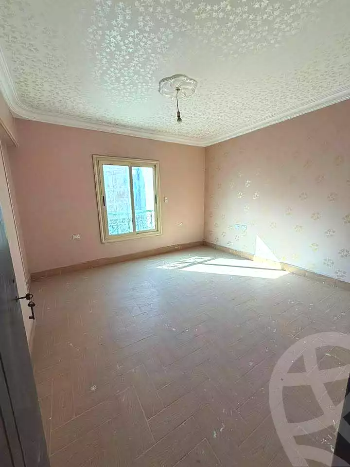 https://aqarmap.com.eg/ar/listing/6989464-for-sale-cairo-el-haram-nazlt-el-batran