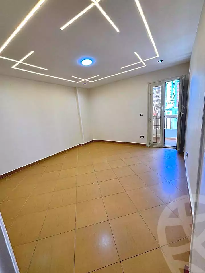 https://aqarmap.com.eg/ar/listing/6989487-for-sale-alexandria-miami-amin-khirat-al-ghandour-st