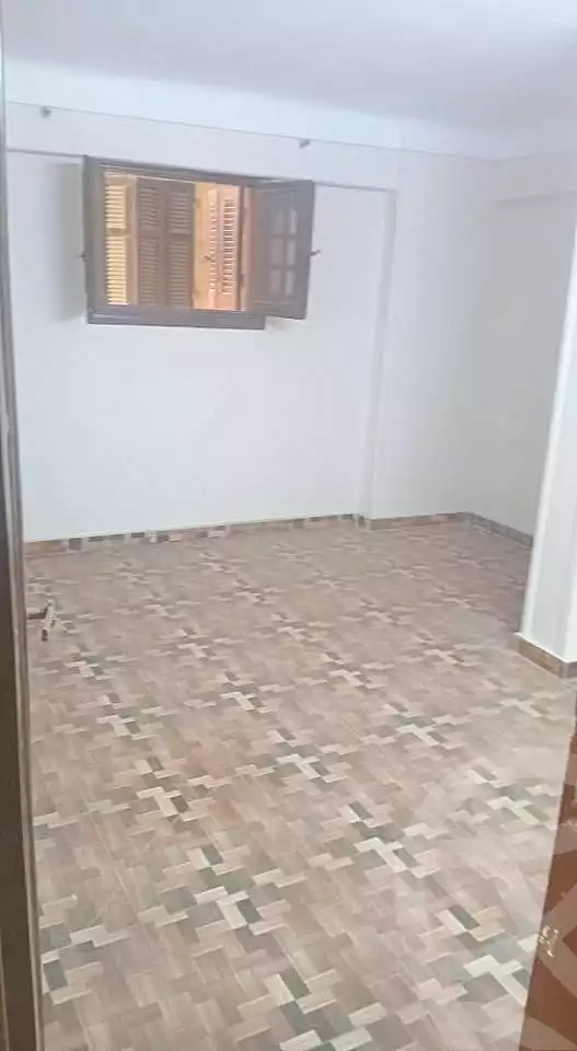https://aqarmap.com.eg/ar/listing/6989796-for-sale-alexandria-el-mandara-shr-mlk-hfny