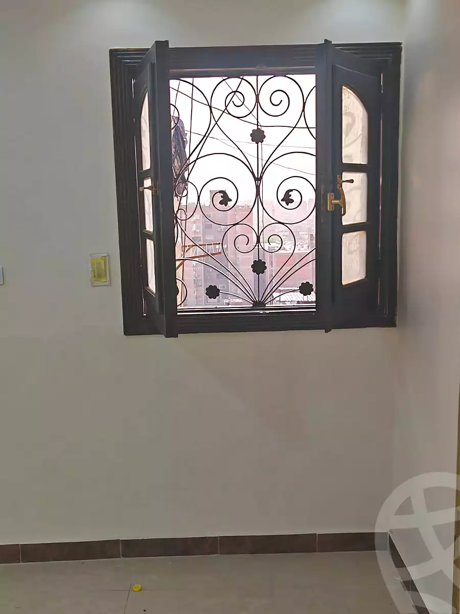 https://aqarmap.com.eg/ar/listing/6990049-for-sale-cairo-helwan-helwan-el-sharkeya-thabit-basha-st