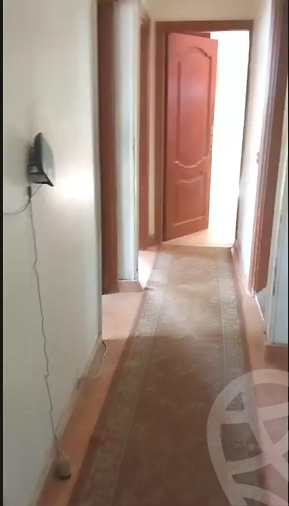 https://aqarmap.com.eg/ar/listing/6990106-for-sale-cairo-el-sheikh-zayed-city-el-hay-elthany-lrwd