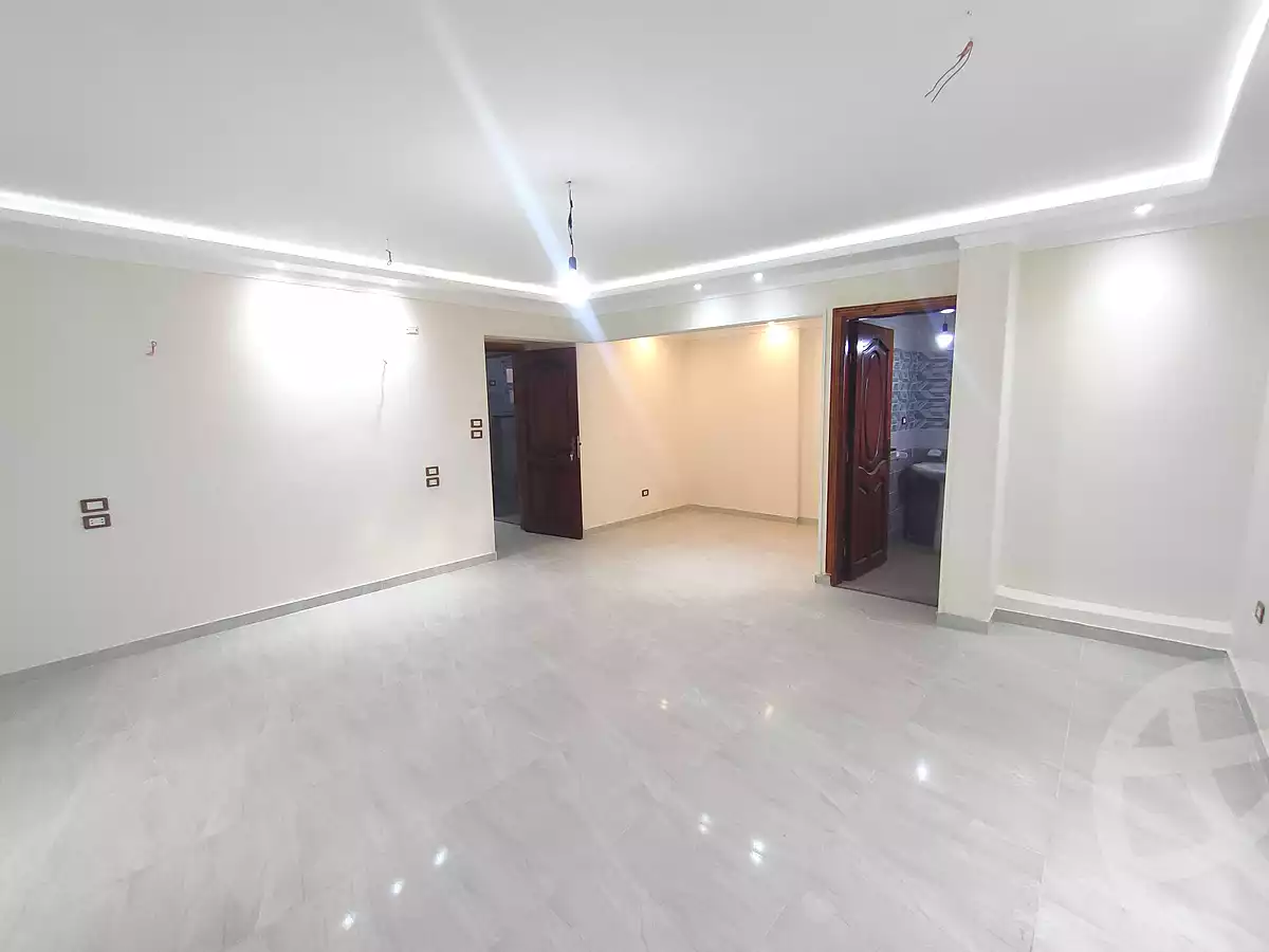 https://aqarmap.com.eg/ar/listing/6990158-for-rent-cairo-new-cairo-ganob-el-akadamiya-south-academy-g-fatma-el-youssef-st