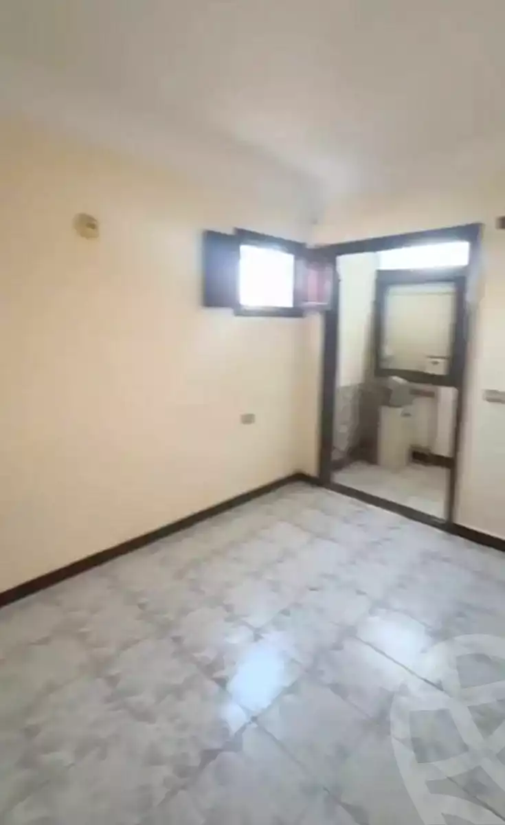 https://aqarmap.com.eg/ar/listing/6990258-for-rent-cairo-ain-shams-jsr-lswys