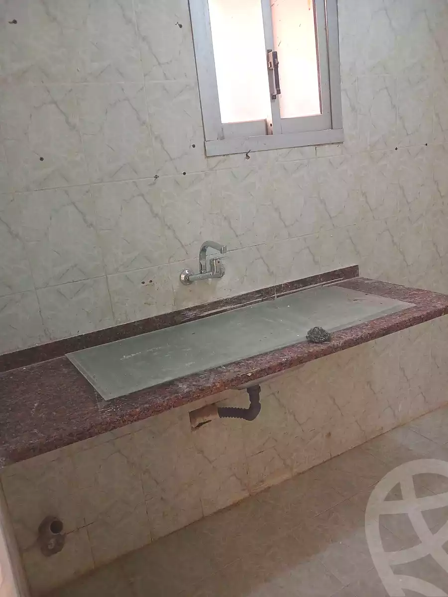 https://aqarmap.com.eg/ar/listing/6990400-for-sale-alexandria-al-agamy-el-hanouvel