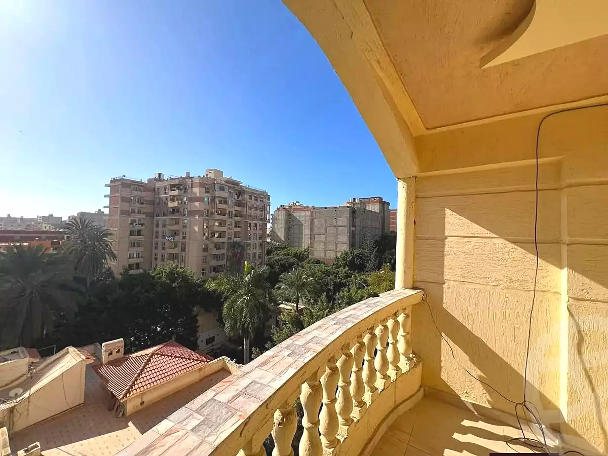 https://aqarmap.com.eg/ar/listing/6990423-for-sale-alexandria-al-agamy-lbytsh-bianchiii