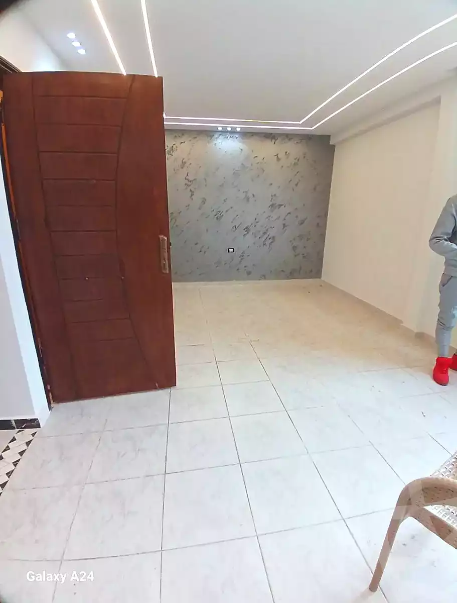 https://aqarmap.com.eg/ar/listing/6990475-for-sale-alexandria-el-asafra-l-sfr-bhry-el-geish-rd