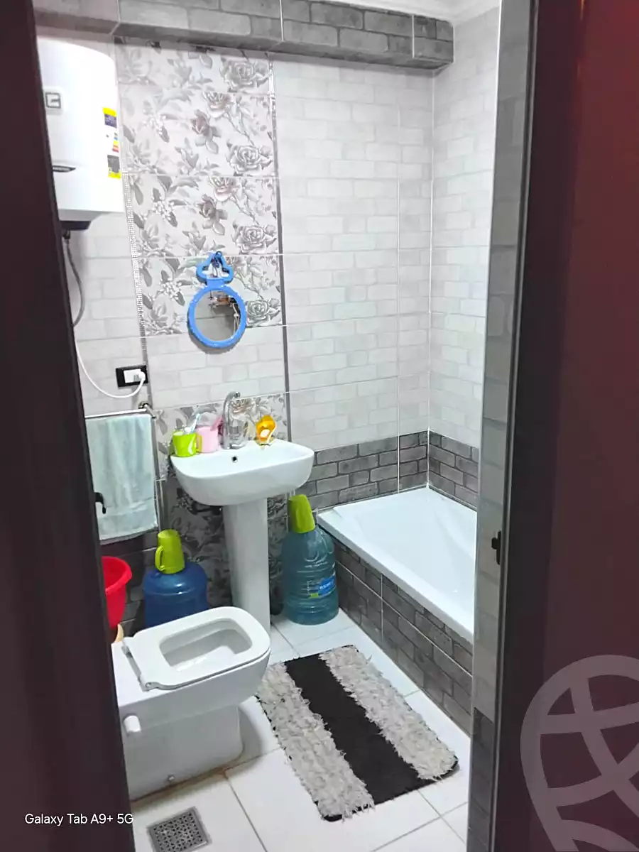 https://aqarmap.com.eg/ar/listing/6990575-for-sale-cairo-helwan-hadayek-helwan