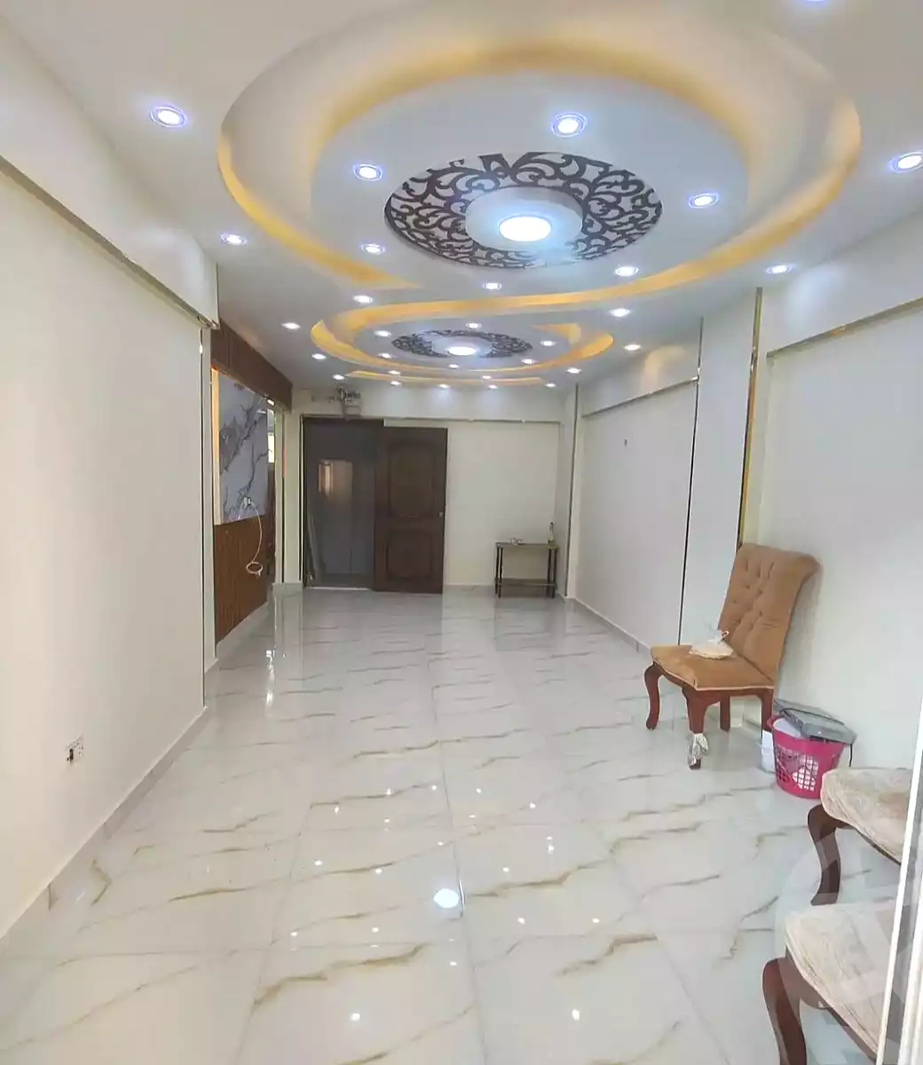 https://aqarmap.com.eg/ar/listing/6990636-for-sale-alexandria-el-asafra-l-sfr-bhry