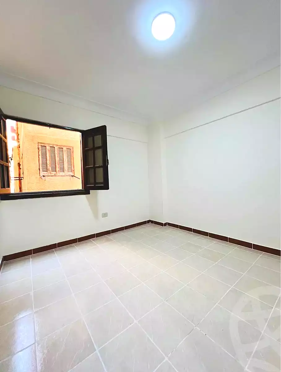 https://aqarmap.com.eg/ar/listing/6990959-for-sale-alexandria-al-agamy