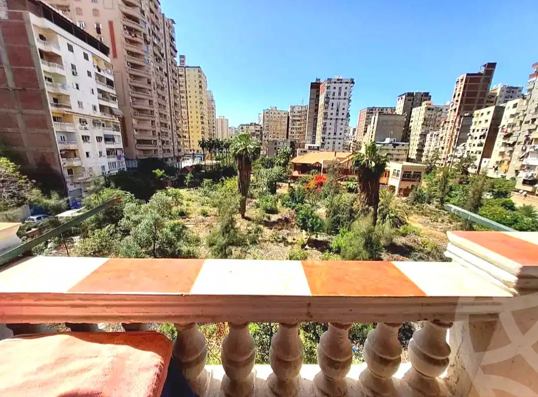 https://aqarmap.com.eg/ar/listing/6991033-for-sale-alexandria-fyktwry